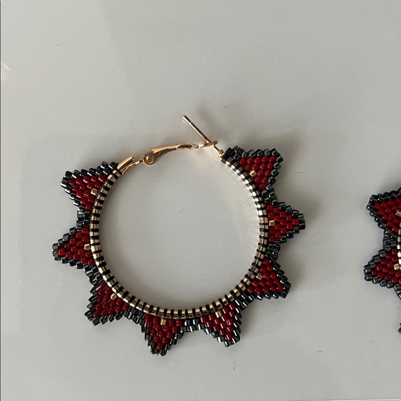 Red beaded hoops - Picture 2 of 3